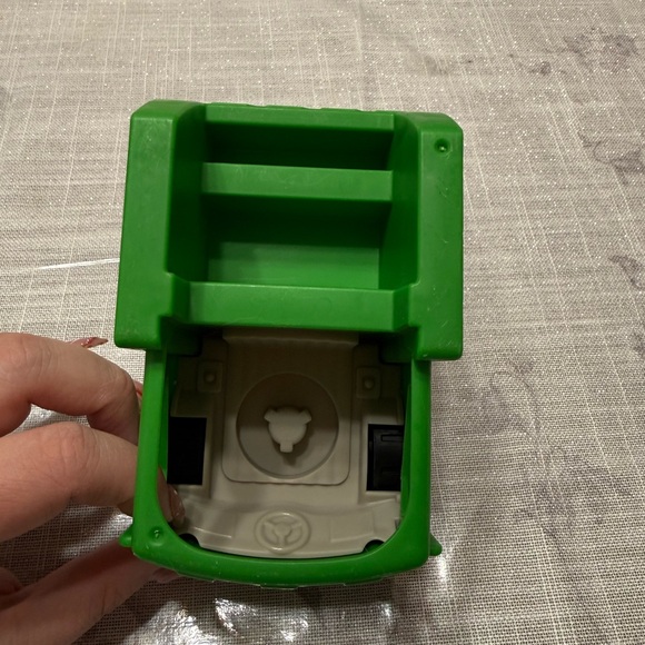 Little People Recycling Truck - Picture 2 of 7